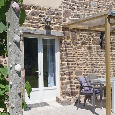 La Vicomterie Apartment *