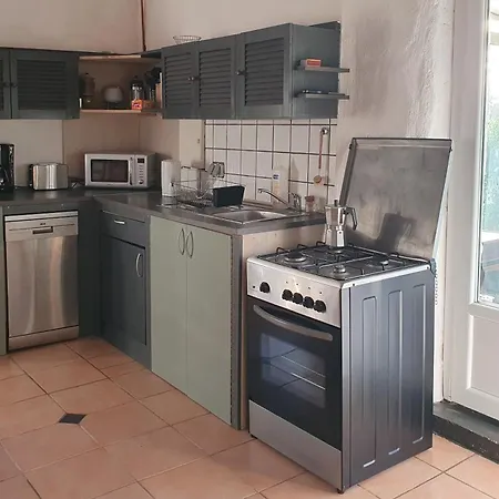 La Vicomterie Apartment *